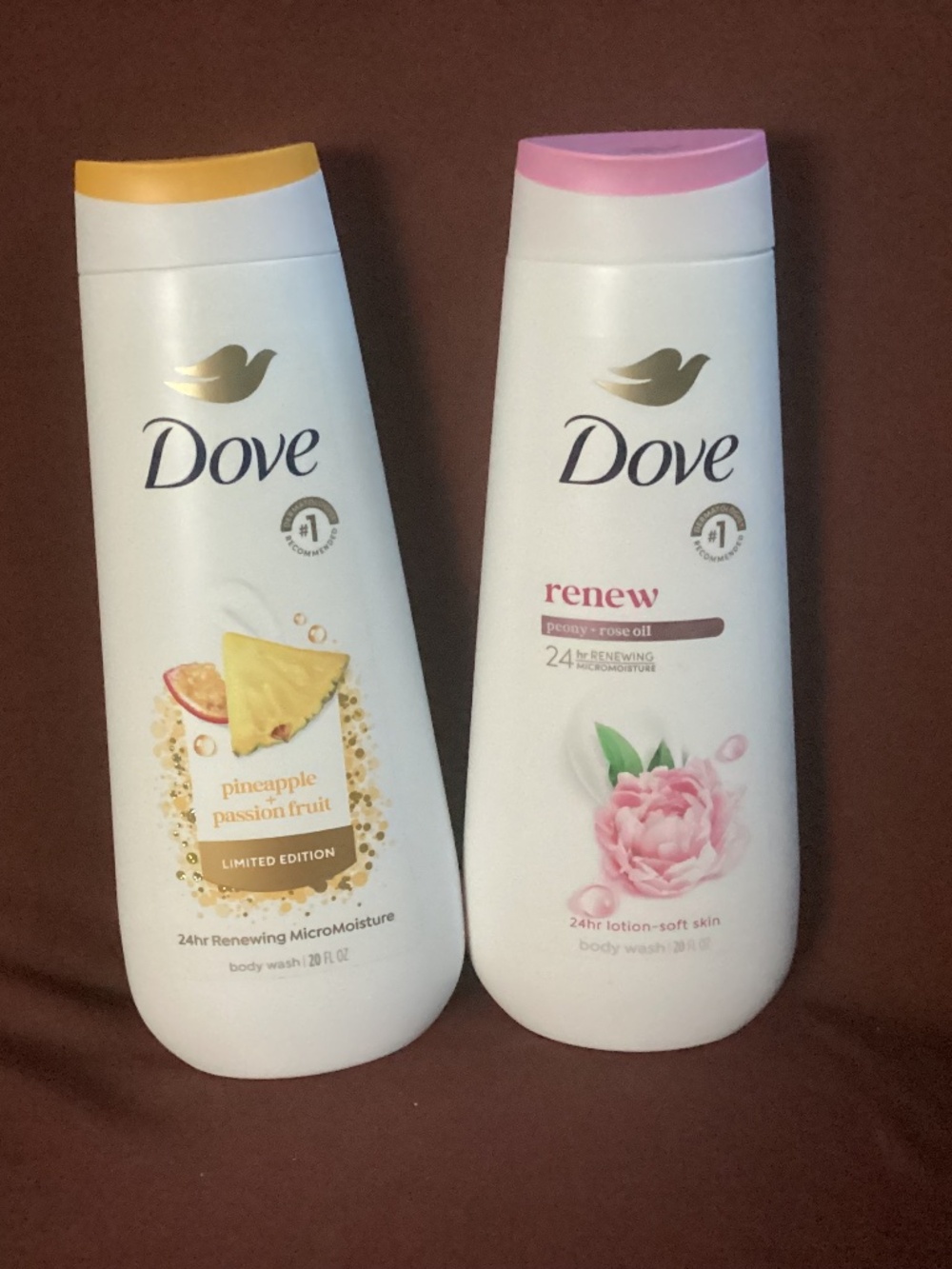 Dove Pineapple Passion Fruit & Renew Peony+Rose Oil body wash bundle